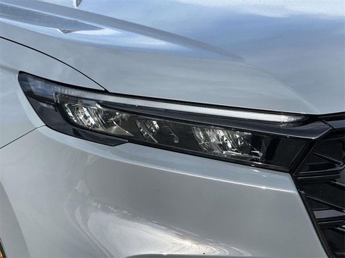 Certified 2023 Honda CR-V Sport image 7