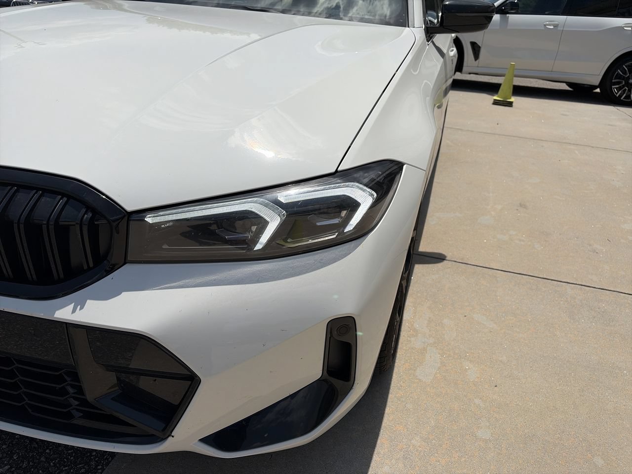 Used 2026 BMW 330i Sedan w/ M Sport Package RWD image 11
