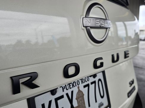 Used 2023 Nissan Rogue SV FWD image 53