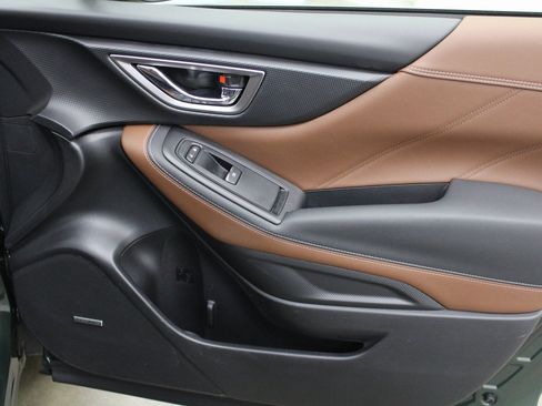 Used 2023 Subaru Forester Touring image 33