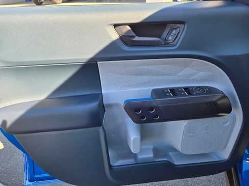 Used 2026 Ford Maverick XLT FWD image 9