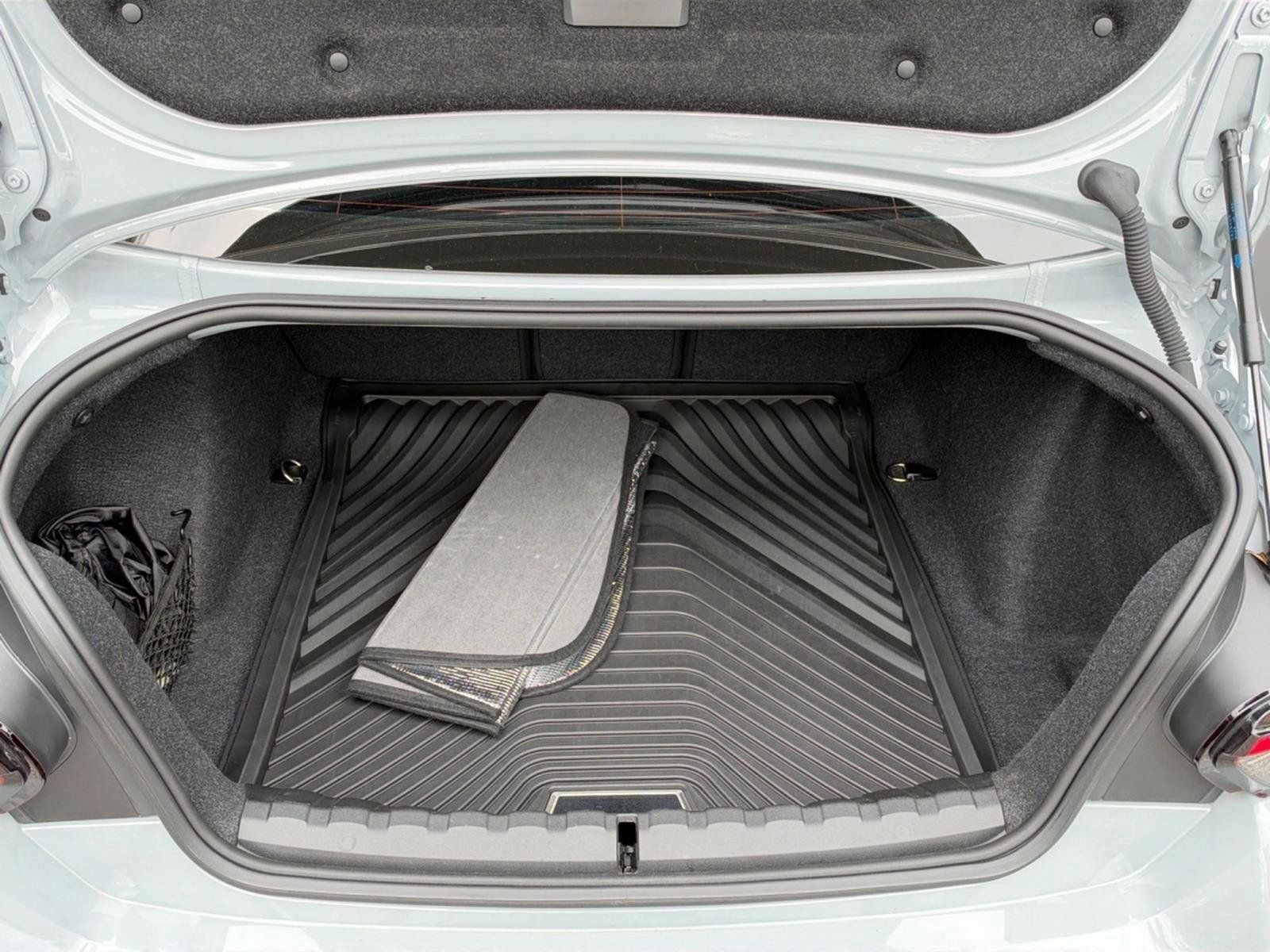 Used 2024 BMW M2 RWD image 5