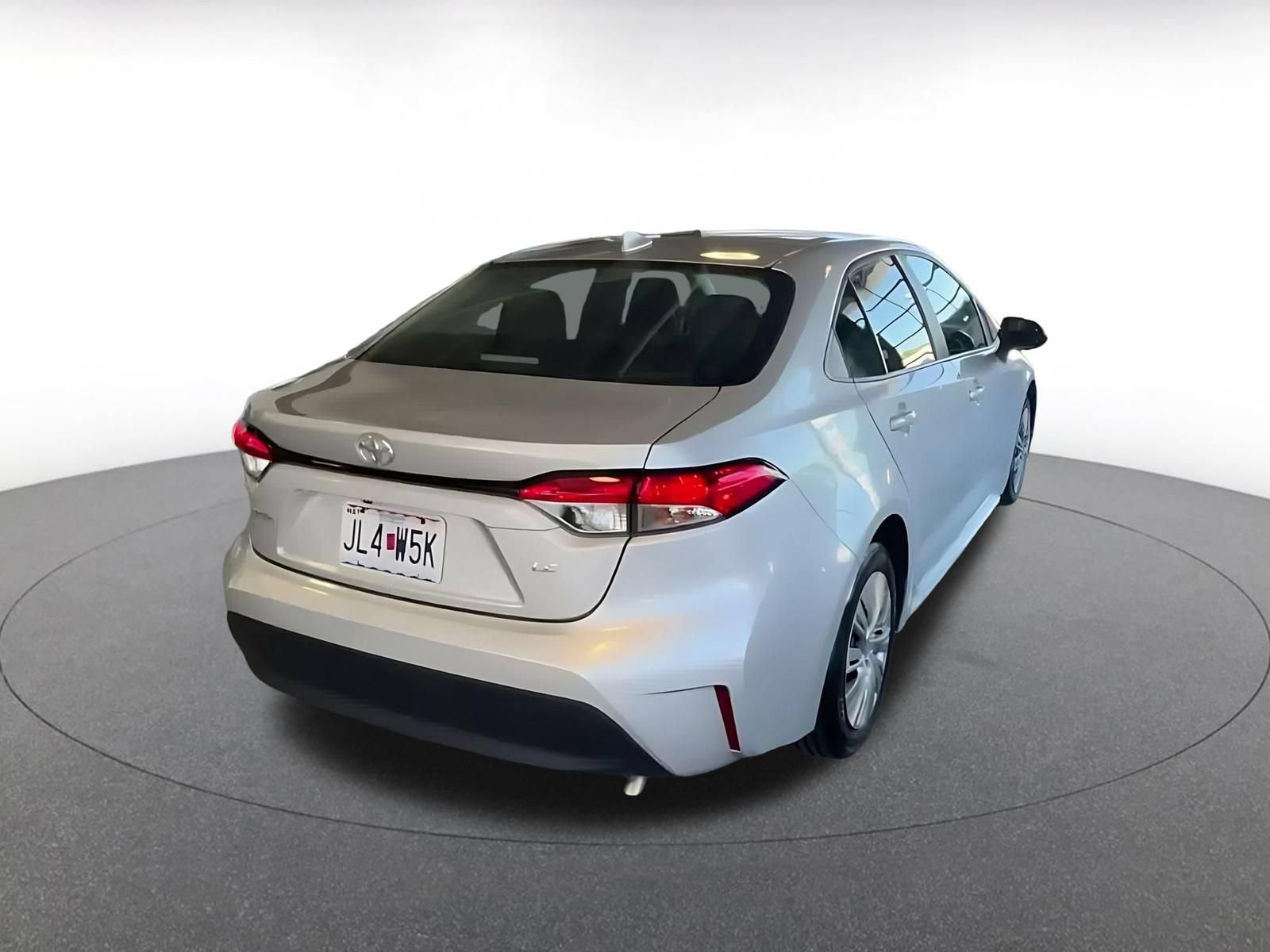 Used 2025 Toyota Corolla LE FWD image 13