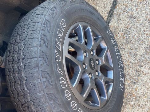 Used 2024 Ford Ranger XLT w/ FX4 Off-Road Package image 17