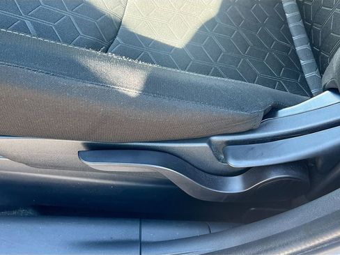 Used 2025 Mitsubishi Outlander Sport ES image 20