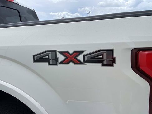 Used 2020 Ford F150 Lariat w/ Equipment Group 502A Luxury AWD/4WD image 9