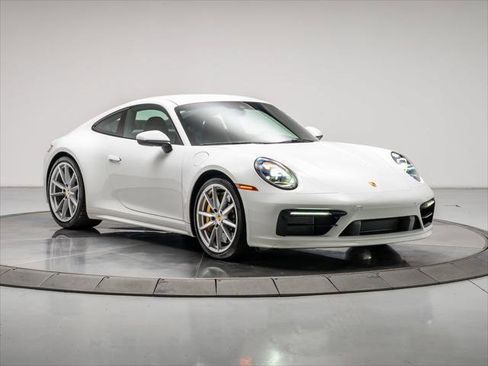 Used 2020 Porsche 911 Carrera w/ Sport Chrono Package RWD image 7