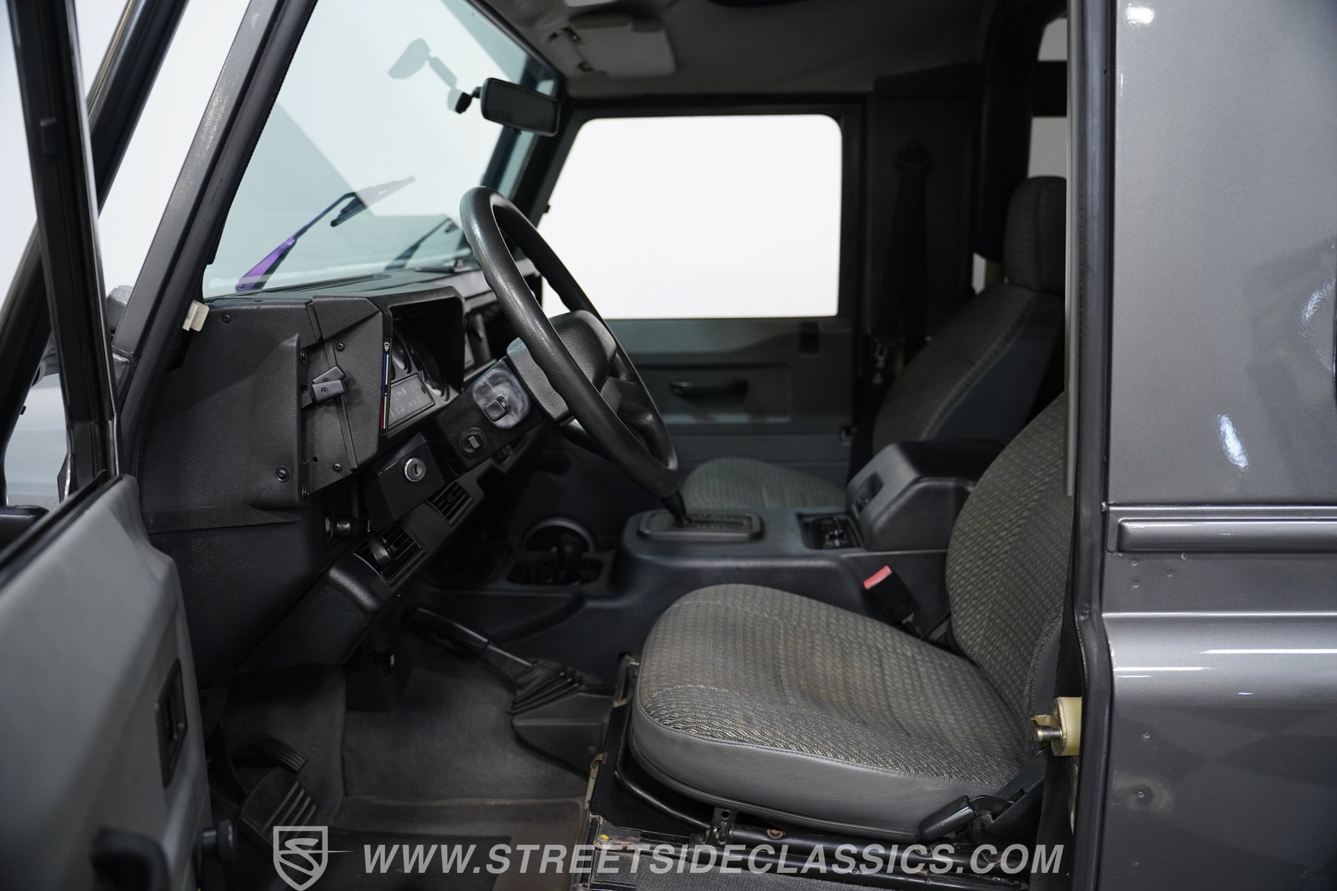 Used 1997 Land Rover Defender 90 AWD/4WD image 37
