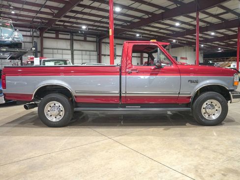 Used 1997 Ford F250 2WD Regular Cab Heavy Duty image 10