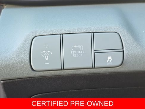 Used 2026 Hyundai Elantra Limited FWD image 26