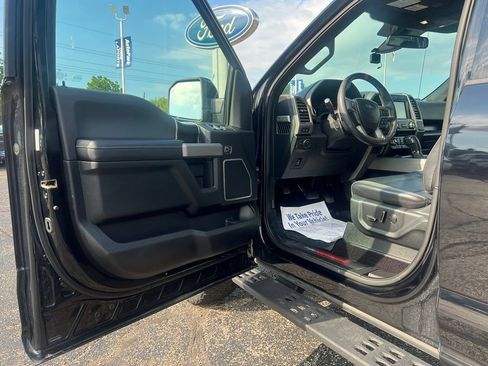 Used 2017 Ford F150 Raptor w/ Equipment Group 802A Luxury AWD/4WD image 10