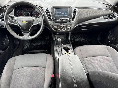 Used 2018 Chevrolet Malibu LT FWD image 24