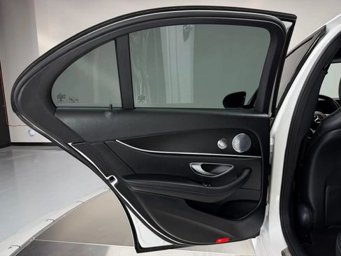 Used 2019 Mercedes-Benz E 300 image 15