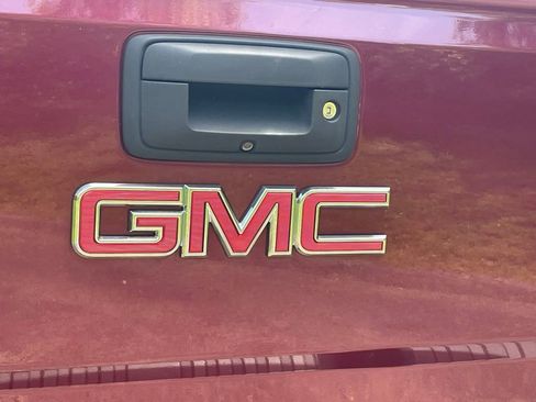Used 2014 GMC Sierra 1500 SLE w/ All-Terrain Package AWD/4WD image 22