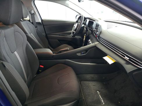 New 2026 Hyundai Elantra SE image 31