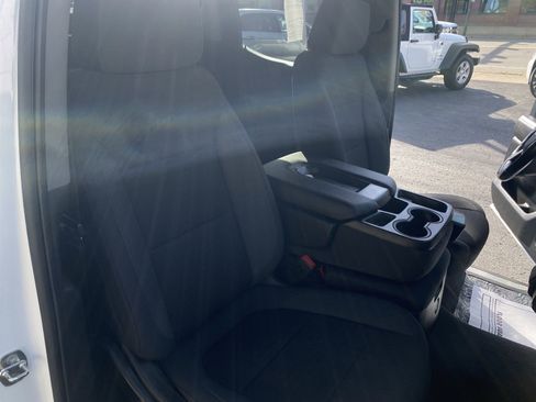 Used 2022 Chevrolet Silverado 1500 LT image 79