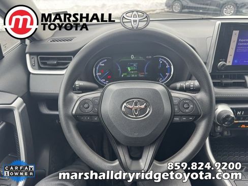 Used 2024 Toyota RAV4 XLE image 17