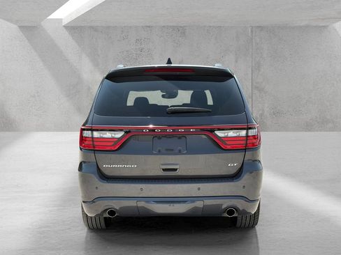 Used 2024 Dodge Durango GT RWD image 6
