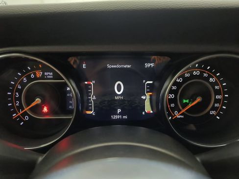 Used 2023 Jeep Gladiator Mojave w/ LED Lighting Group AWD/4WD image 18