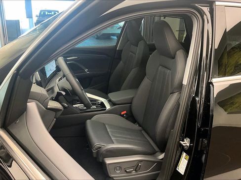 New 2025 Audi Q5 Premium Plus image 9