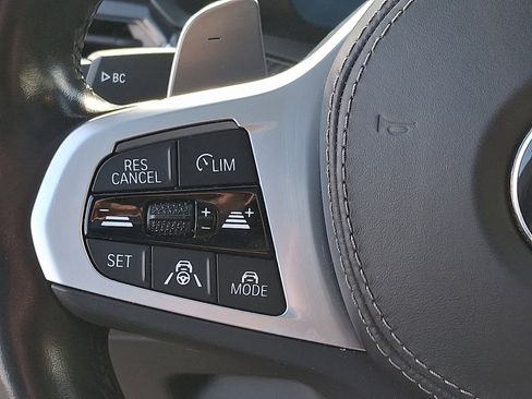 Used 2022 BMW X5 M50i w/ Executive Package image 22