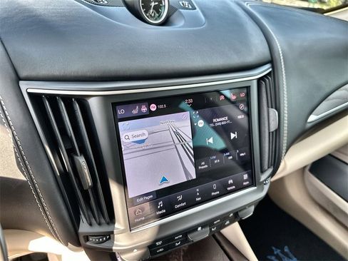 Used 2023 Maserati Levante Modena image 28