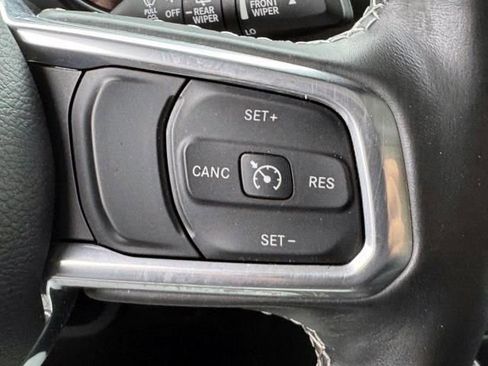 Certified 2022 Jeep Wrangler Unlimited Sahara w/ Cold Weather Group image 14