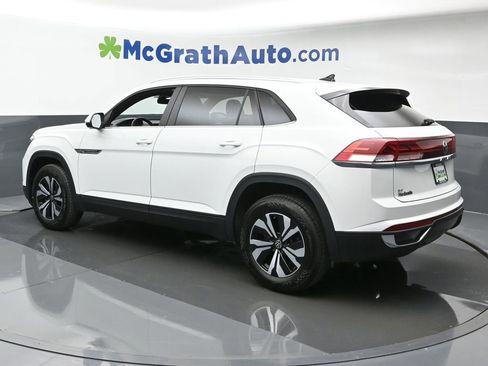 Used 2024 Volkswagen Atlas Cross Sport SE image 21