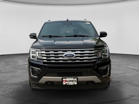 Used 2019 Ford Expedition Limited w/ Equipment Group 301A AWD/4WD image 3