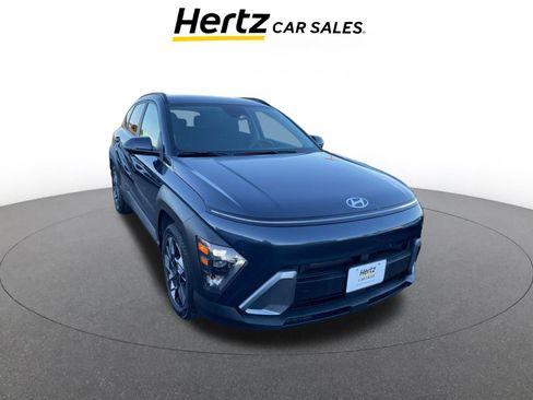 Used 2025 Hyundai Kona SEL image 1