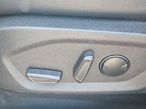 Used 2022 Ford Edge Titanium image 14