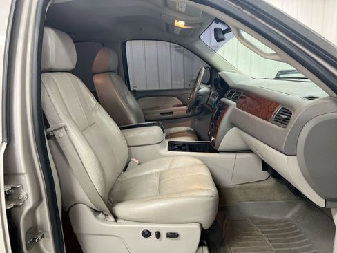 Used 2008 Chevrolet Silverado 2500 LTZ w/ Suspension Package, Off-Road image 21