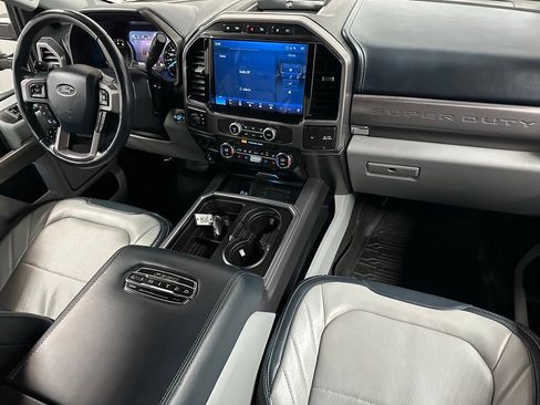 Used 2022 Ford F350 Limited AWD/4WD image 12