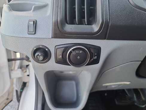 Used 2016 Ford Transit 250 148 Low Roof image 18
