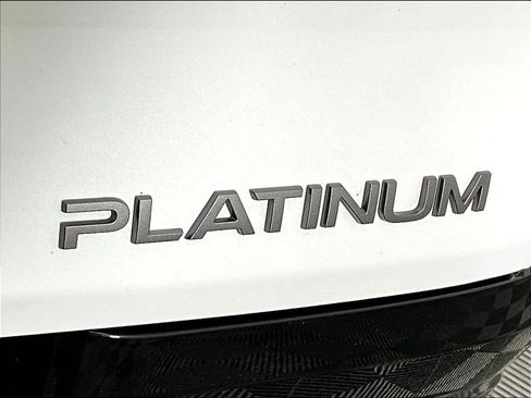 Certified 2026 Nissan Murano Platinum w/ Cargo Package AWD/4WD image 24