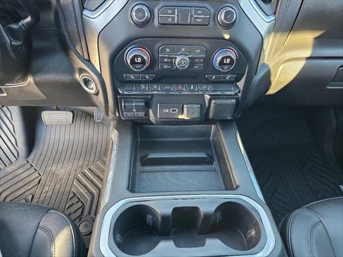 Used 2021 Chevrolet Silverado 1500 LT Trail Boss w/ Convenience Package II image 12