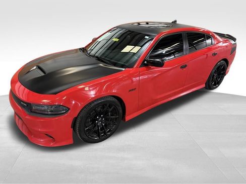 Used 2018 Dodge Charger R/T image 10