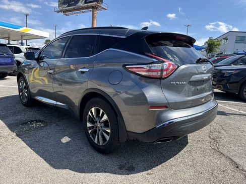 Used 2016 Nissan Murano SV FWD image 5
