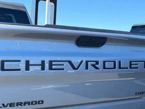Used 2023 Chevrolet Silverado 1500 Custom w/ LPO, Dark Essentials Package AWD/4WD image 43