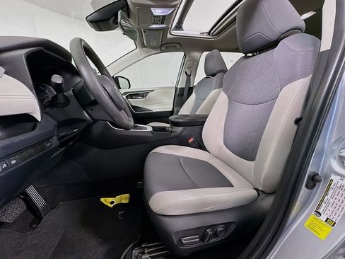 Certified 2023 Toyota RAV4 XLE w/ Convenience Package image 20