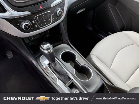 Used 2018 Chevrolet Equinox Premier image 18