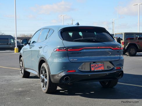 Used 2024 Dodge Hornet R/T image 9