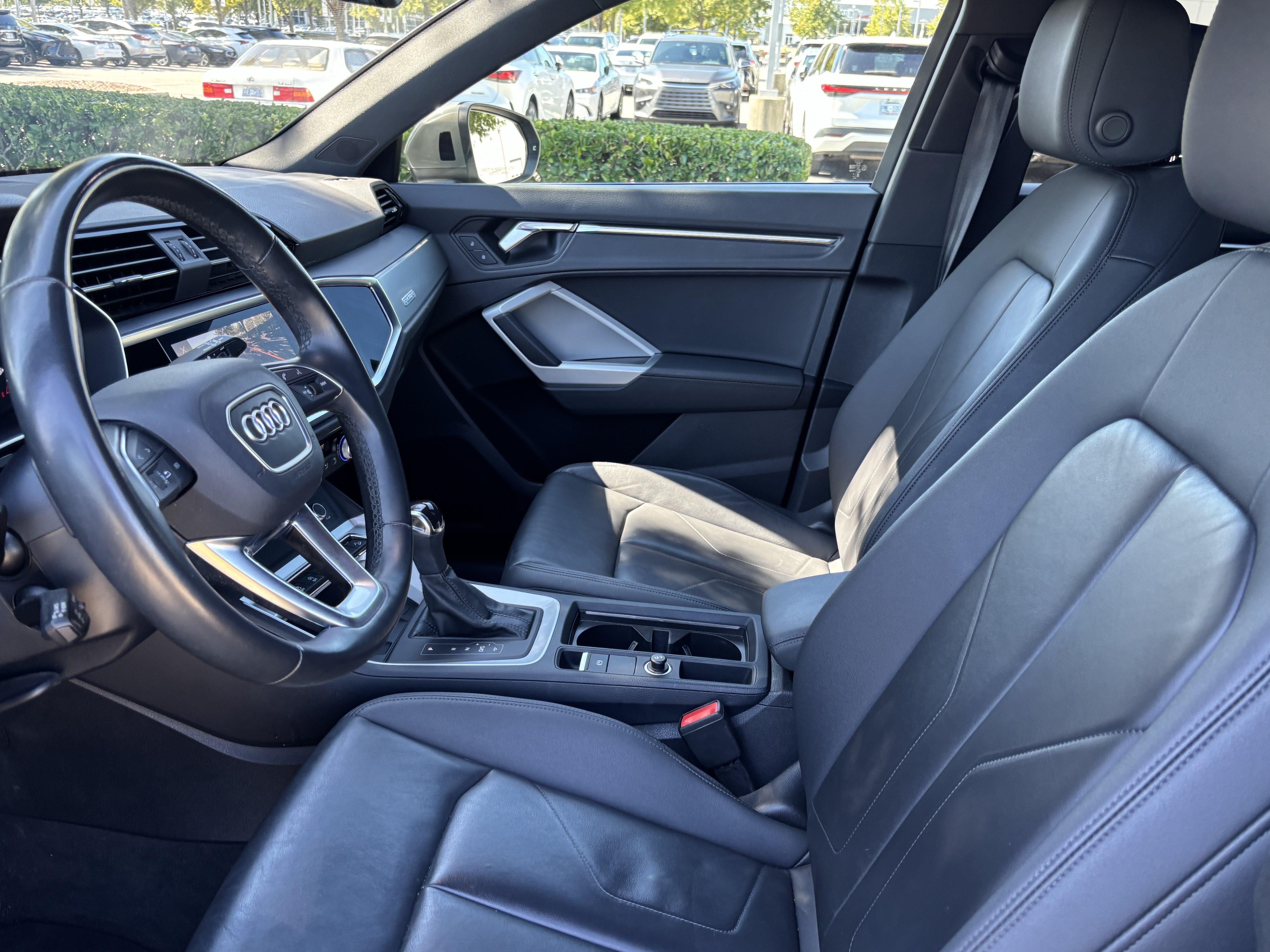 Used 2024 Audi Q3 2.0T Premium Plus AWD/4WD image 17