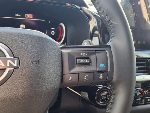 New 2026 Nissan Pathfinder Platinum AWD/4WD image 27