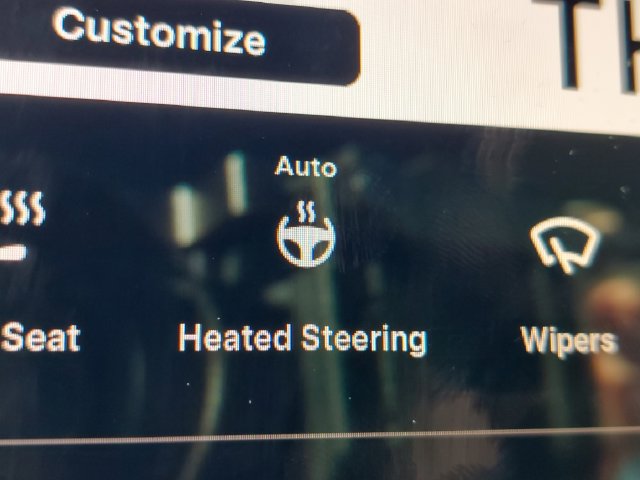Used 2024 Tesla Model Y Long Range AWD/4WD image 30