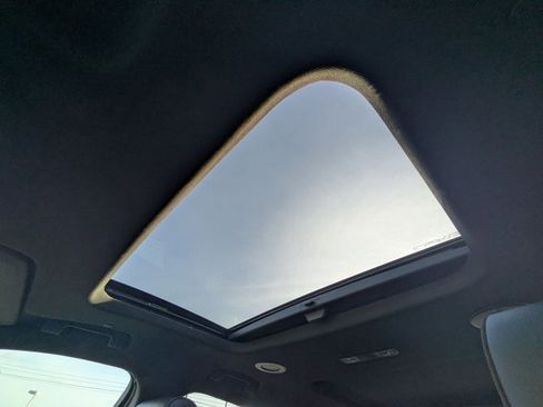 Used 2023 Chevrolet Traverse High Country w/ LPO, Floor Liner Package image 15