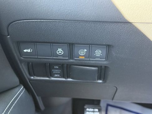 Certified 2020 Nissan Armada Platinum w/ Captain's Chairs Package image 37