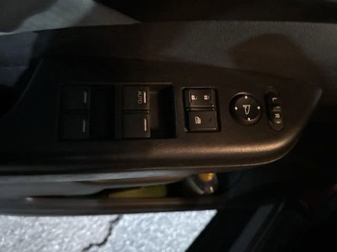 Used 2015 Honda CR-V EX image 12