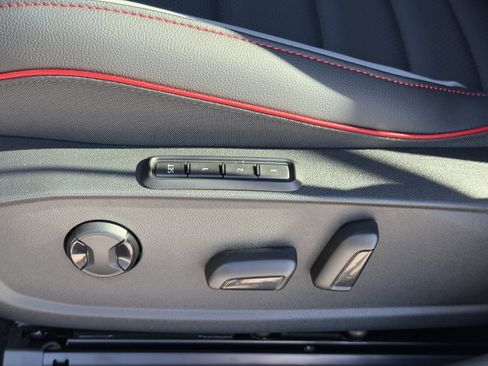 New 2026 Volkswagen GTI SE image 19