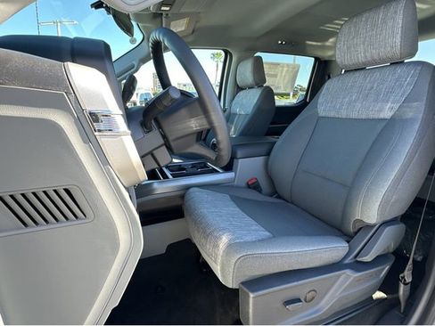 New 2026 Ford F250 XLT w/ FX4 Off-Road Package image 12